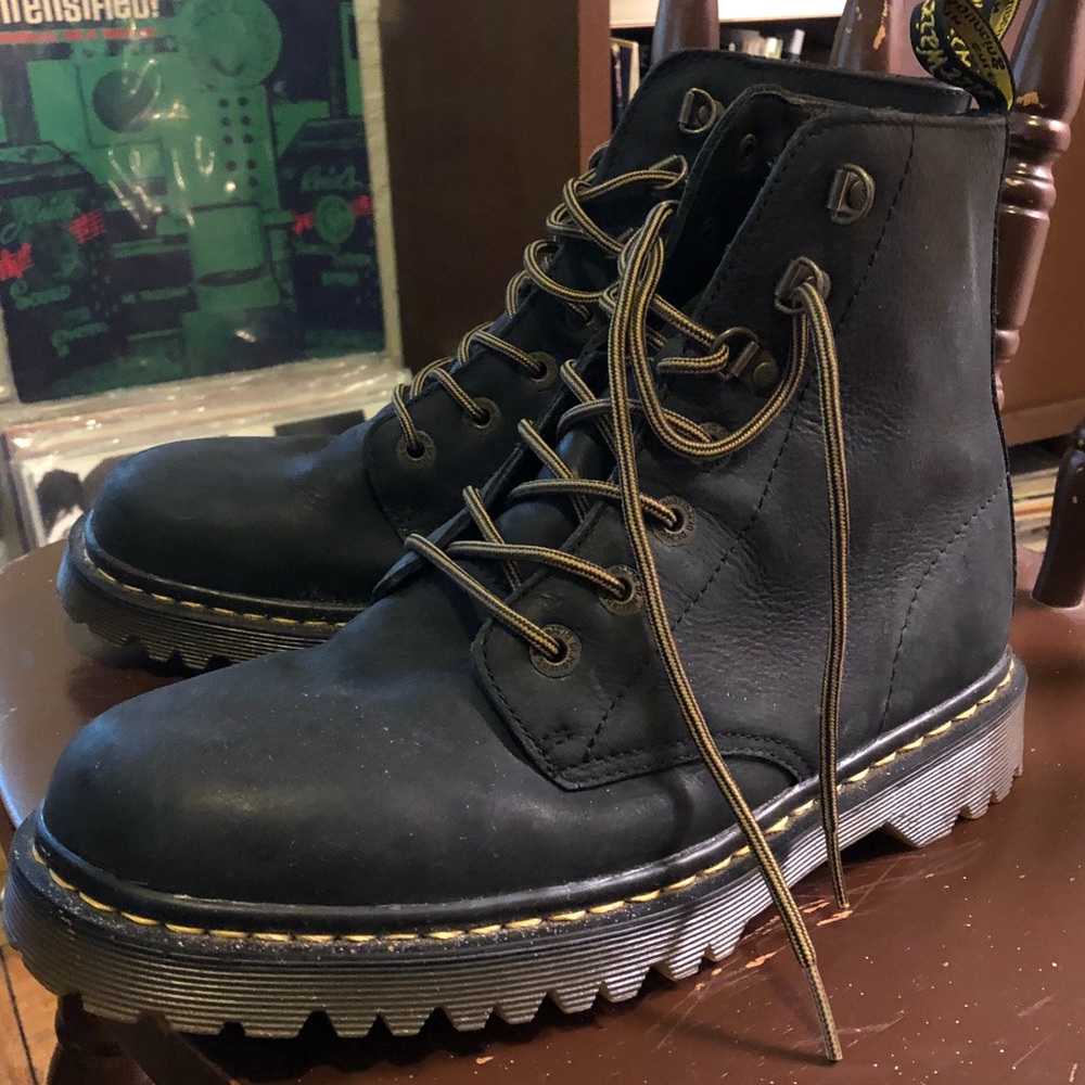 Black Luana Dr.Martens boots